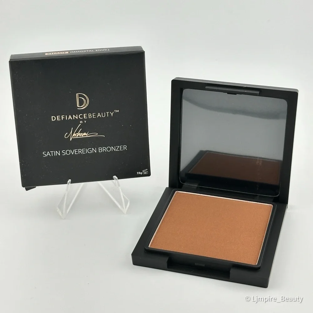 DefianceBeauty by Nechami Satin Sovereign Bronzer in Shade Immortal Envy NIB